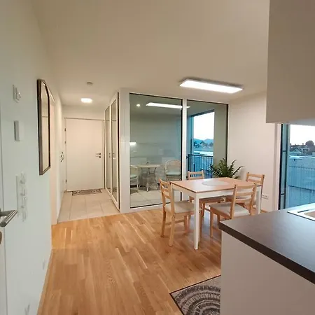 Neu Erstellte Mit Balkon In Διαμέρισμα Hard