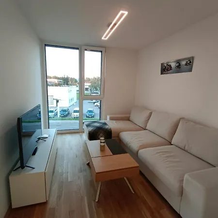 Διαμέρισμα Neu Erstellte Mit Balkon In